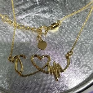18 karat saudi gold medical necklace